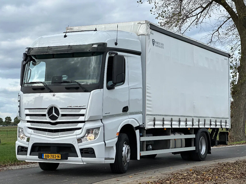 Mercedes-Benz Actros ACTROS 1843L 2022. 183432km Schuifzeil met Laadklep 2000kg - Kapellbil: bild 1 Mercedes-Benz Actros ACTROS 1843L 2022. 183432km Schuifzeil met Laadklep 2000kg - Kapellbil: bild 1