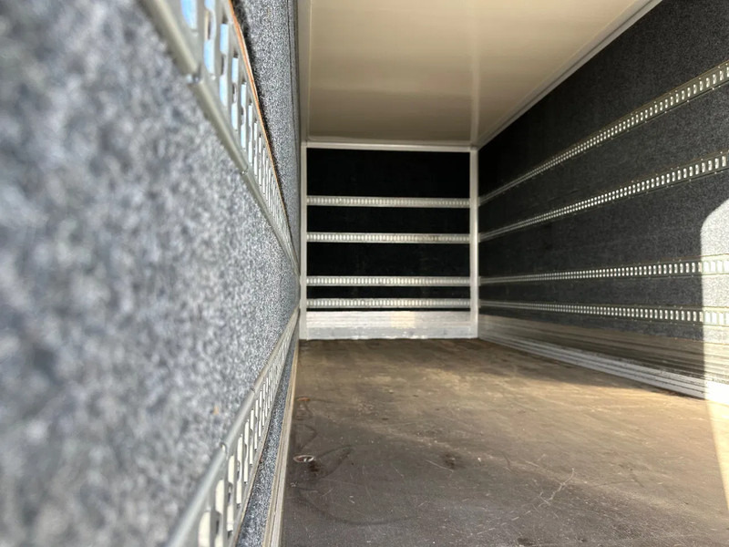 Mercedes-Benz Atego ATEGO1223L EURO6. 725x248x265 3 tons klep. - Lastbil med skåp: bild 5 Mercedes-Benz Atego ATEGO1223L EURO6. 725x248x265 3 tons klep. - Lastbil med skåp: bild 5