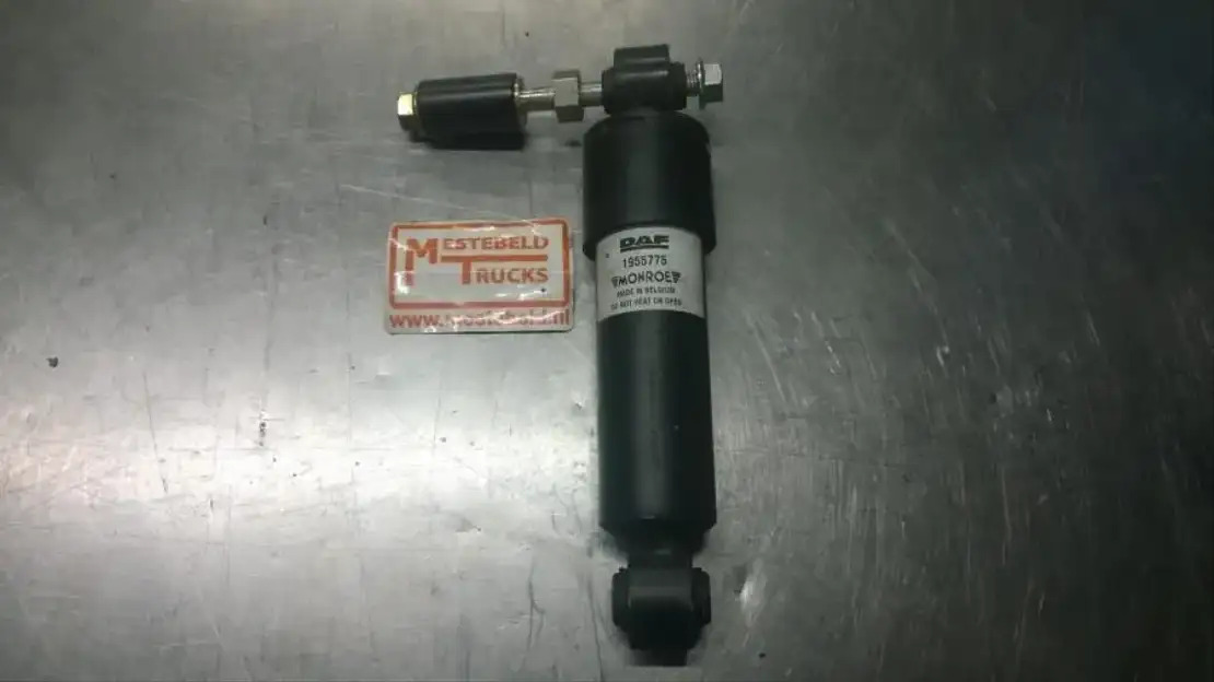 DAF Cabineschokbreker achter - Hytt och interiör för Lastbil: bild 1 DAF Cabineschokbreker achter - Hytt och interiör för Lastbil: bild 1