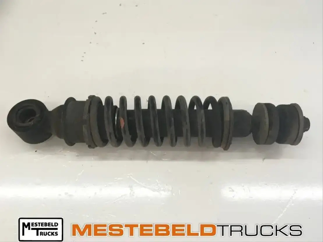 DAF Cabineschokbreker voor - Hytt och interiör för Lastbil: bild 1 DAF Cabineschokbreker voor - Hytt och interiör för Lastbil: bild 1