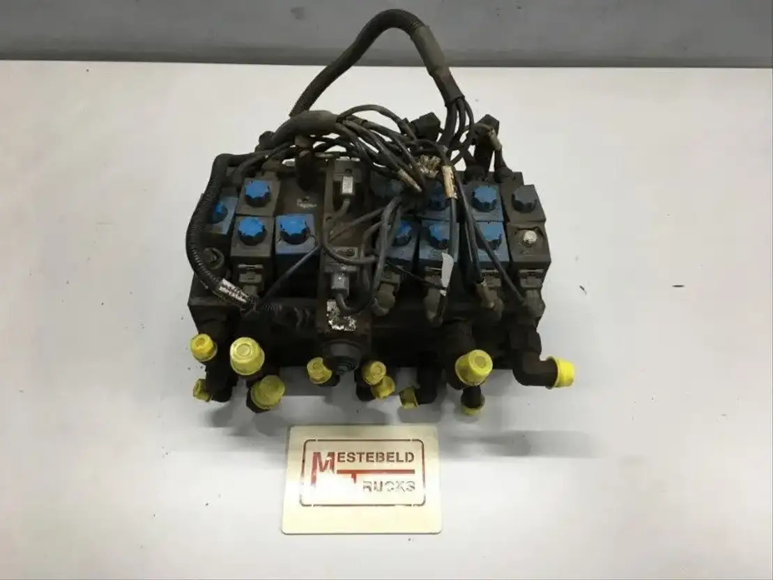 Ginaf Stuurventiel schokbrekers  - Ram/ Chassi för Lastbil: bild 1 Ginaf Stuurventiel schokbrekers  - Ram/ Chassi för Lastbil: bild 1