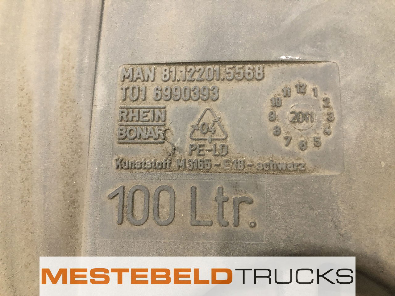MAN Brandstoftank kunststof 100 liter - Bränslesystem för Lastbil: bild 2 MAN Brandstoftank kunststof 100 liter - Bränslesystem för Lastbil: bild 2