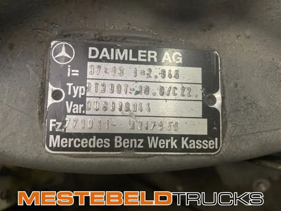 Mercedes-Benz Differentieel RT 390 T - Bakaxel för Lastbil: bild 1 Mercedes-Benz Differentieel RT 390 T - Bakaxel för Lastbil: bild 1
