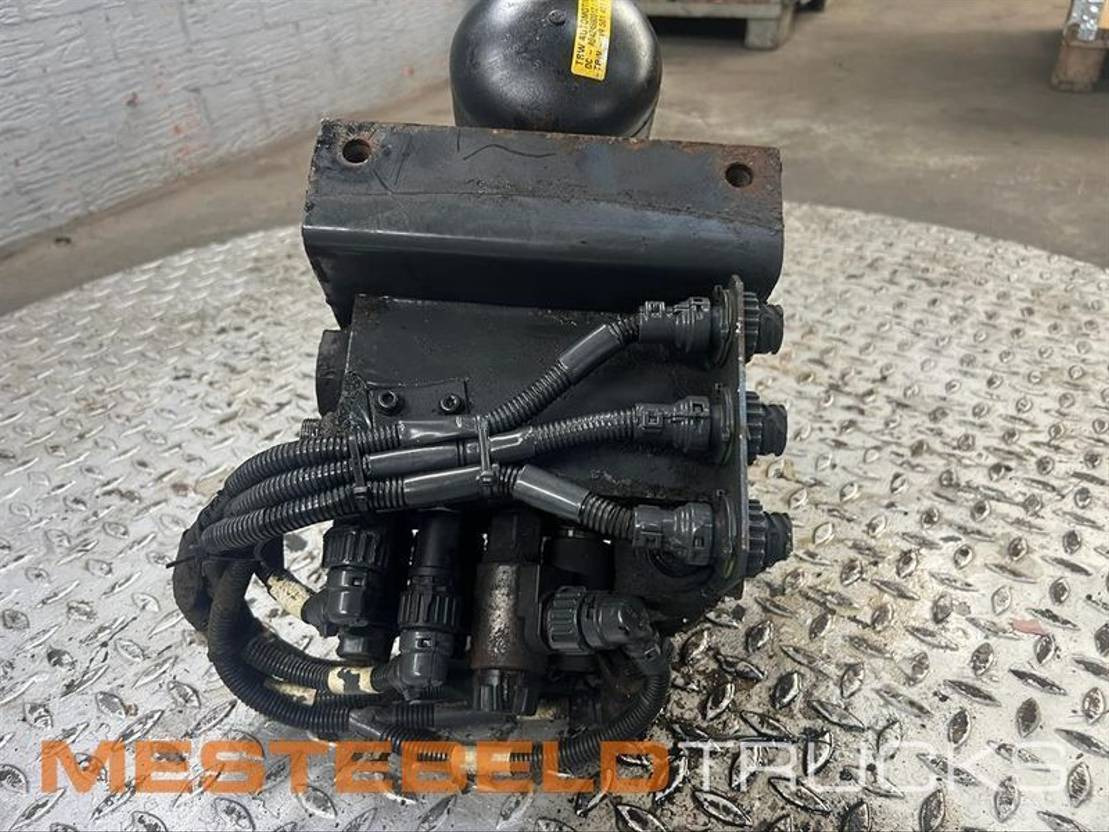 Mercedes-Benz Stuurventiel sleepas Mercedes - Styrning för Lastbil: bild 2 Mercedes-Benz Stuurventiel sleepas Mercedes - Styrning för Lastbil: bild 2