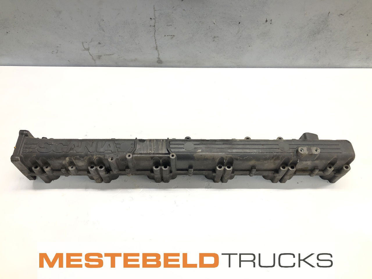 Scania Inlaatspruitstuk - Motor för Lastbil: bild 1 Scania Inlaatspruitstuk - Motor för Lastbil: bild 1