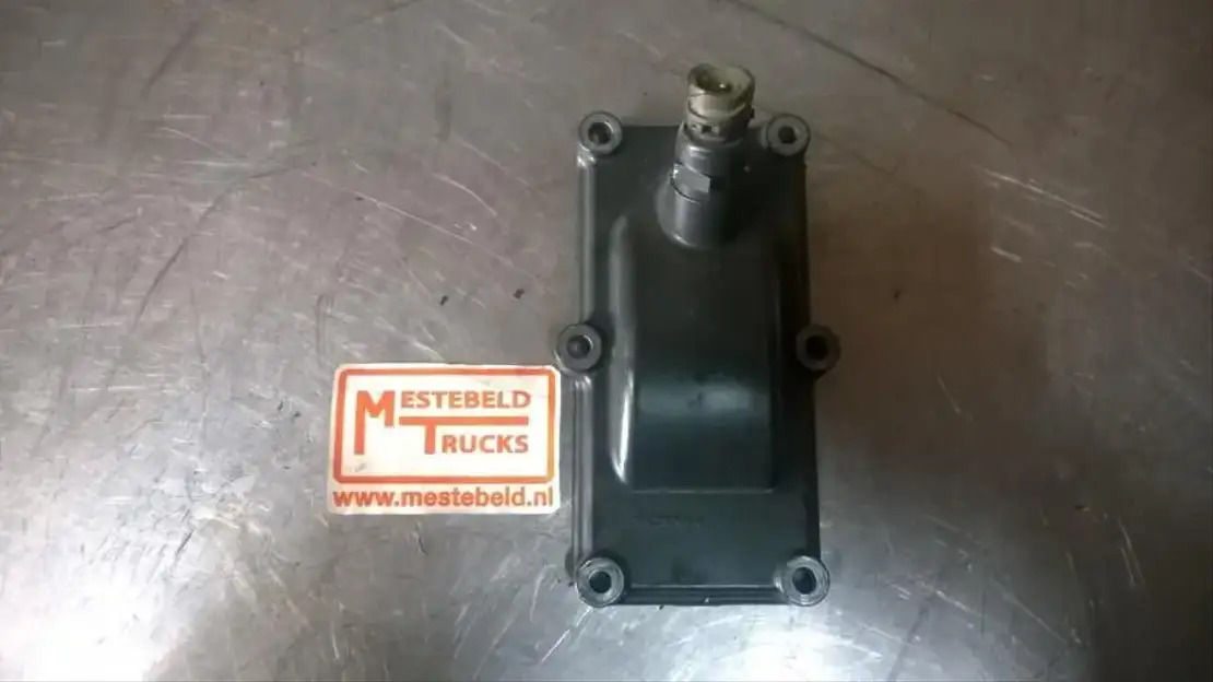 Scania P TO deksel R560 - Växellåda och reservdelar för Lastbil: bild 1 Scania P TO deksel R560 - Växellåda och reservdelar för Lastbil: bild 1