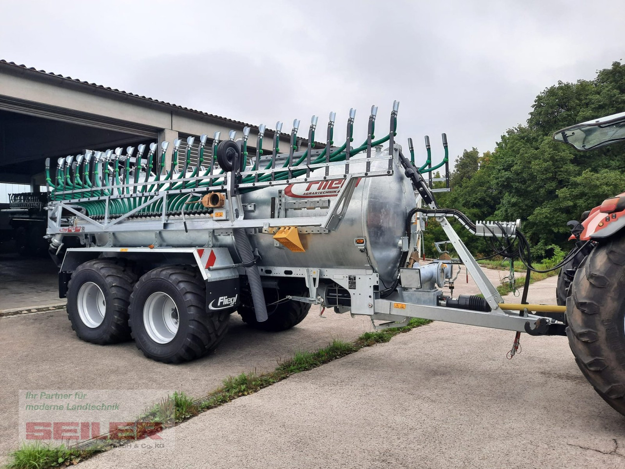 Fliegl PFW 12000 Maxx Line Tandem + Skate 150 12m³ / 15 m - Gödseltunna: bild 5 Fliegl PFW 12000 Maxx Line Tandem + Skate 150 12m³ / 15 m - Gödseltunna: bild 5