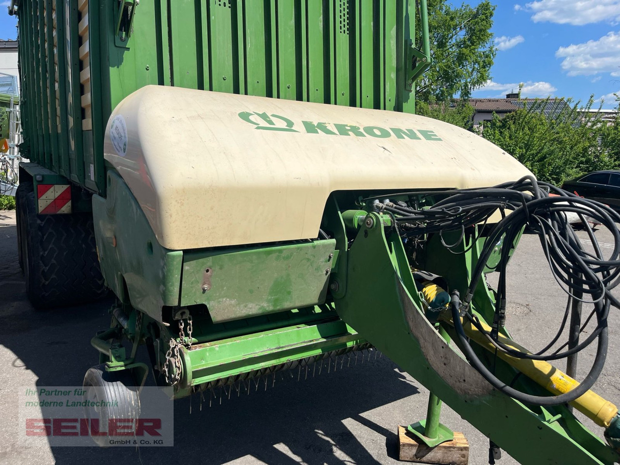 Krone ZX 450 GL + Klappdach-Laderaumabdeckung 45m³ - Ensilagevagn: bild 2 Krone ZX 450 GL + Klappdach-Laderaumabdeckung 45m³ - Ensilagevagn: bild 2