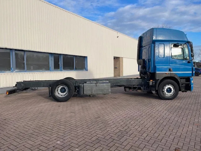 DAF CF 85.430 Manual gear Euro 4 - Chassi lastbil: bild 5 DAF CF 85.430 Manual gear Euro 4 - Chassi lastbil: bild 5