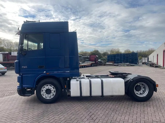 DAF XF 105.460 Manual gear - Dragbil: bild 4 DAF XF 105.460 Manual gear - Dragbil: bild 4