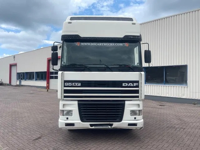 DAF XF 95.480 Euro 2 Manual-gear - Dragbil: bild 2 DAF XF 95.480 Euro 2 Manual-gear - Dragbil: bild 2