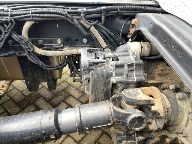 MAN TGS 18.480 Euro 5 Retarder 2-Tanks - Dragbil: bild 4 MAN TGS 18.480 Euro 5 Retarder 2-Tanks - Dragbil: bild 4