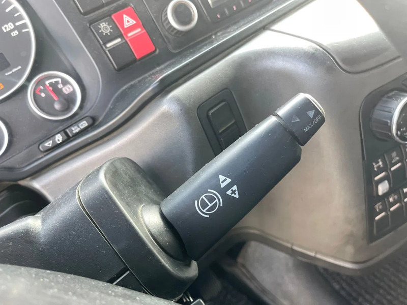 Dragbil MAN TGX 18.480 Euro 6 Retarder 2 tanks: bild 12 Dragbil MAN TGX 18.480 Euro 6 Retarder 2 tanks: bild 12