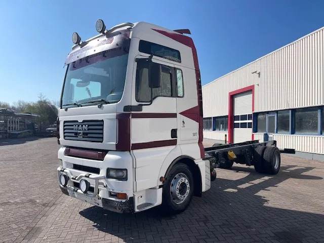 MAN TGA 18.460 Euro 3 Manual-gear Retarder - Chassi lastbil: bild 3 MAN TGA 18.460 Euro 3 Manual-gear Retarder - Chassi lastbil: bild 3