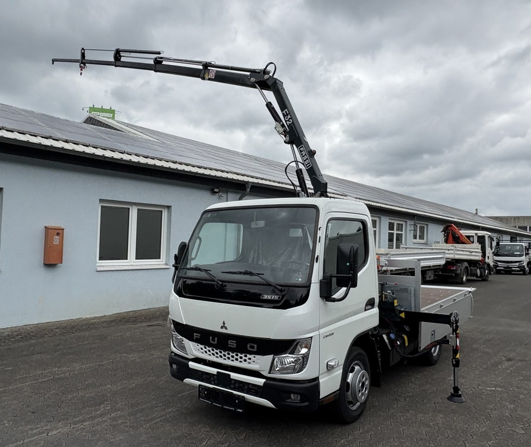 FUSO 3S15 Alu Pritsche 2.80m Ladekran Funk! sofort ve - Kranbil, Flakbil: bild 1 FUSO 3S15 Alu Pritsche 2.80m Ladekran Funk! sofort ve - Kranbil, Flakbil: bild 1