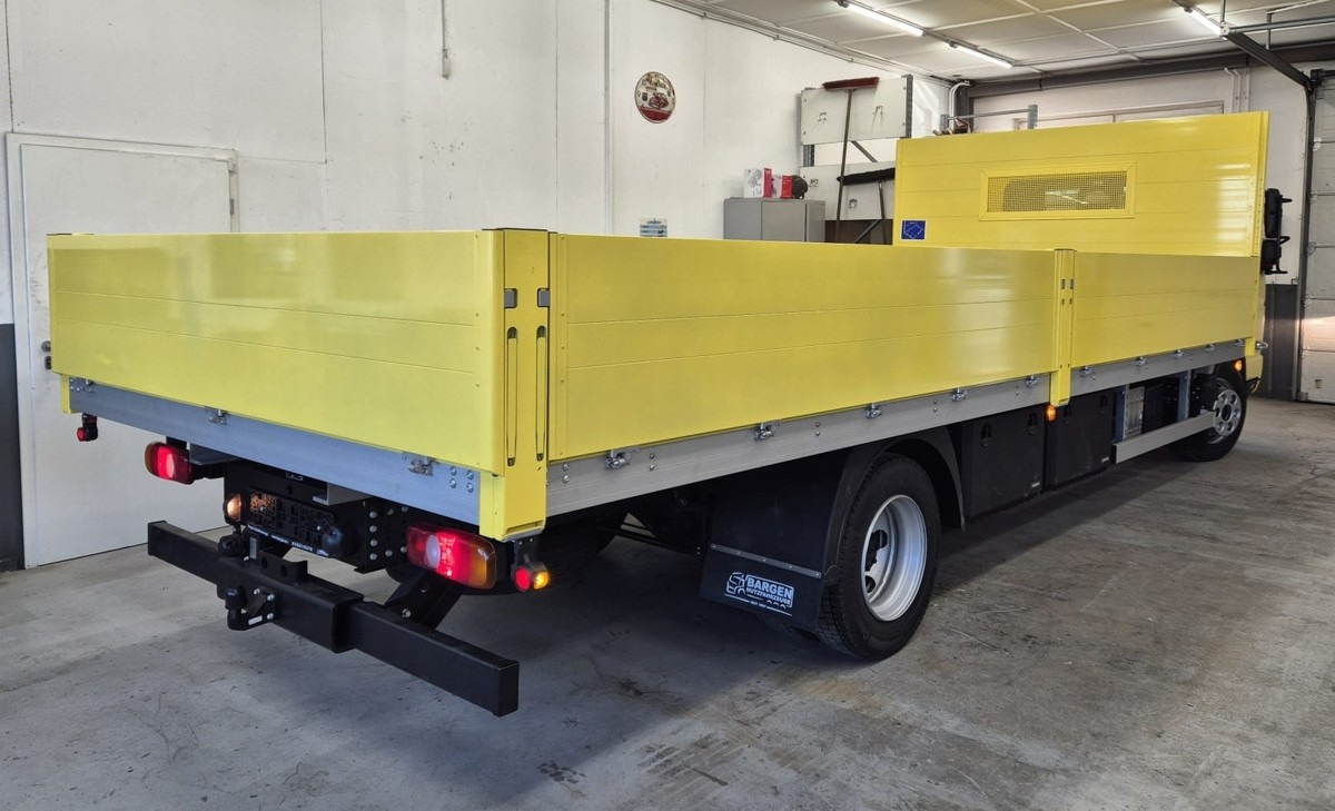 FUSO FUSO 9C18 Alu Pritsche 6.1m Mod.25 GSR NL4.0T! - Transportbil med flak: bild 3 FUSO FUSO 9C18 Alu Pritsche 6.1m Mod.25 GSR NL4.0T! - Transportbil med flak: bild 3