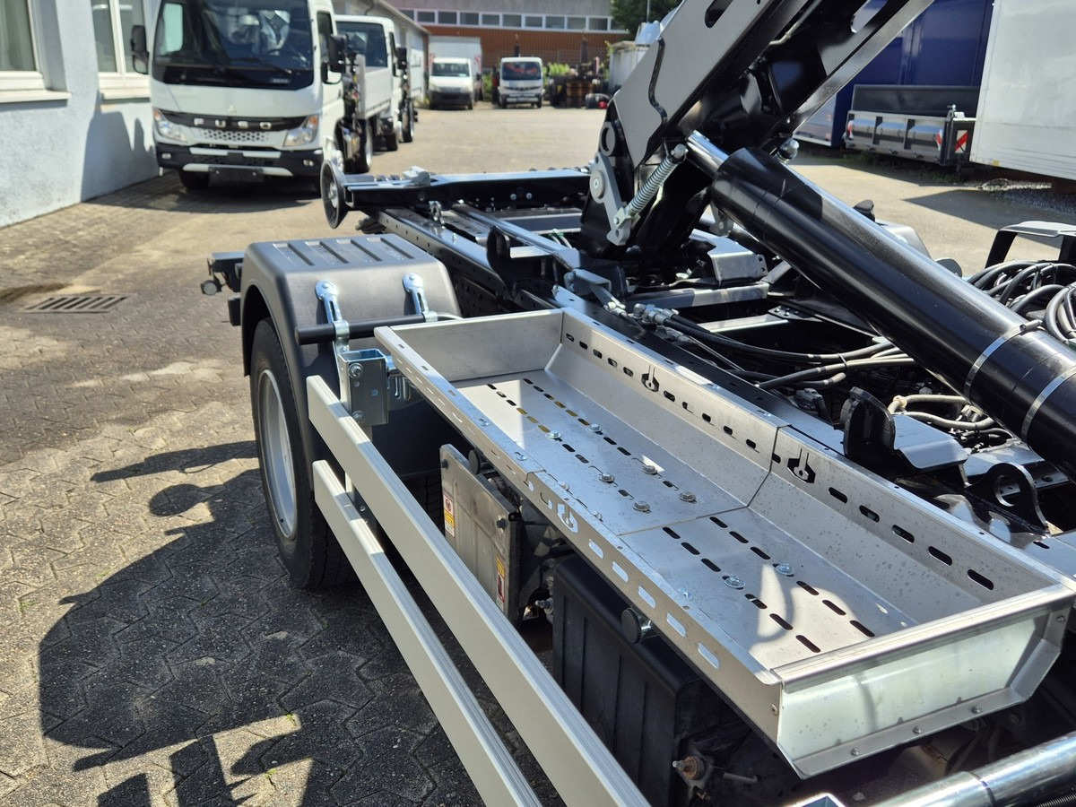 FUSO Fuso Canter 7C18 City Abrollkipper AHK Hooklift - Lastväxlare lastbil: bild 5 FUSO Fuso Canter 7C18 City Abrollkipper AHK Hooklift - Lastväxlare lastbil: bild 5