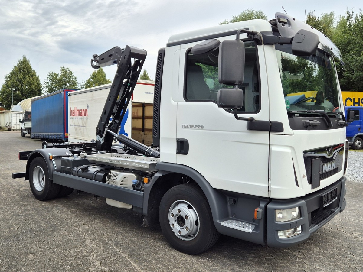 Lastväxlare lastbil MAN TGL 12.220 BL City Abrollkipper  AHK Euro 6: bild 6