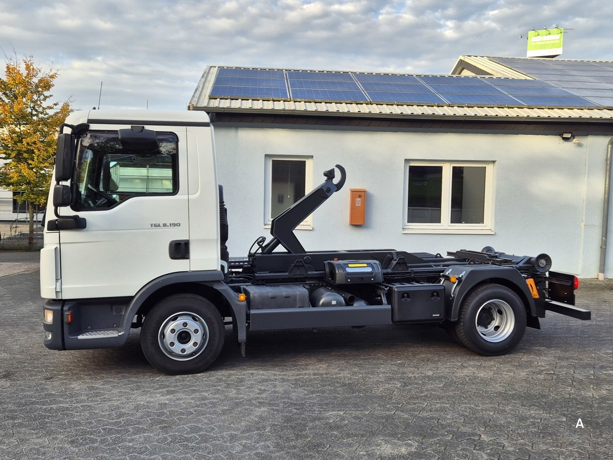 MAN TGL 8.190 BL City Abrollkipper Aut., 2 x AHK sof - Lastväxlare lastbil: bild 4 MAN TGL 8.190 BL City Abrollkipper Aut., 2 x AHK sof - Lastväxlare lastbil: bild 4