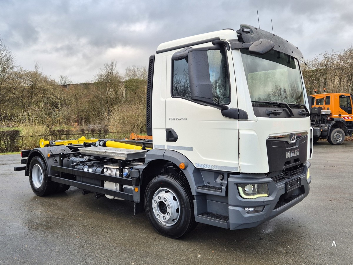 MAN TGM 15.290 BL Abrollkipper PowerMatic Standheiz. - Lastväxlare lastbil: bild 2 MAN TGM 15.290 BL Abrollkipper PowerMatic Standheiz. - Lastväxlare lastbil: bild 2