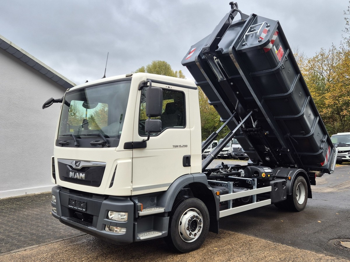 MAN TGM 15.290 BL Aut. Abrollkipper AHK - Lastväxlare lastbil: bild 1 MAN TGM 15.290 BL Aut. Abrollkipper AHK - Lastväxlare lastbil: bild 1