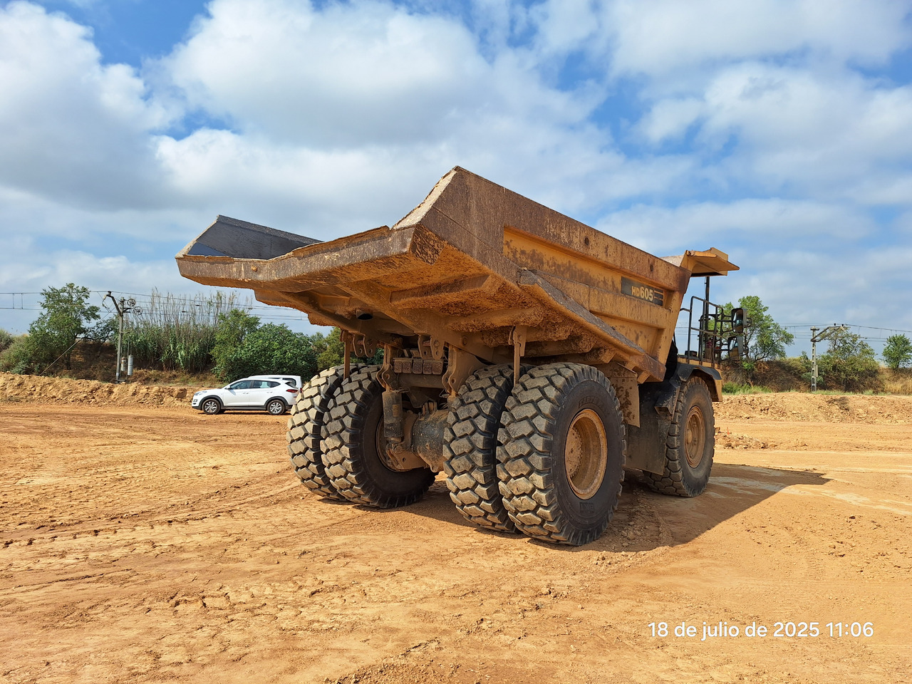 KOMATSU HD605 7-EO - Terränggående truck: bild 3 KOMATSU HD605 7-EO - Terränggående truck: bild 3
