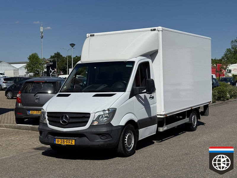 Mercedes-Benz Sprinter 316 CDI 1000kg load capacity - box - tailf lift - Volymskåp: bild 2 Mercedes-Benz Sprinter 316 CDI 1000kg load capacity - box - tailf lift - Volymskåp: bild 2