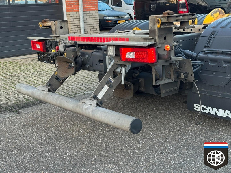 Scania R450 6X2/4 Highline Retarder Night a/c Full air - BDF CHASSIS - Concourstaat - Containerbil/ Växelflak lastbil: bild 5 Scania R450 6X2/4 Highline Retarder Night a/c Full air - BDF CHASSIS - Concourstaat - Containerbil/ Växelflak lastbil: bild 5