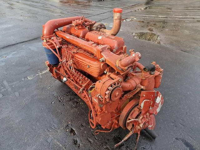 Iveco 8460 - Reservdelar: bild 4 Iveco 8460 - Reservdelar: bild 4