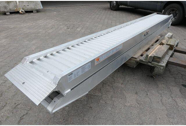 Altec ALU-Rampen AVS 130 MR, NEU - Låg lastare trailer: bild 3 Altec ALU-Rampen AVS 130 MR, NEU - Låg lastare trailer: bild 3