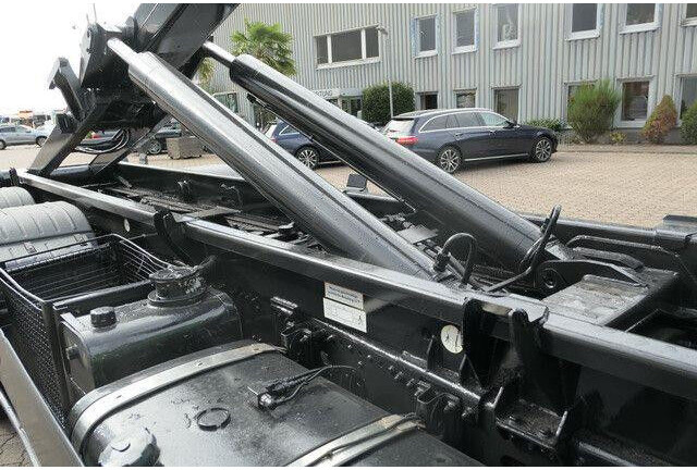 MAN 26.390 TGA BL 6x4, VDL S-21 6200, Klima, Luftfe. - Lastväxlare lastbil: bild 2 MAN 26.390 TGA BL 6x4, VDL S-21 6200, Klima, Luftfe. - Lastväxlare lastbil: bild 2