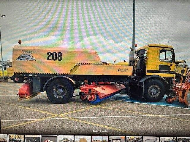 Mercedes-Benz 2035 AK Actros 4x4, Kehrmaschine Schmidt, Allrad - Plogbil: bild 2 Mercedes-Benz 2035 AK Actros 4x4, Kehrmaschine Schmidt, Allrad - Plogbil: bild 2