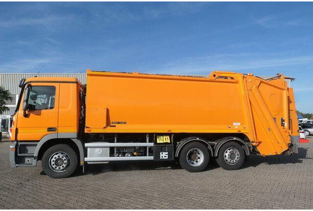 Mercedes-Benz 2532 L Actros 6x2,Schörling, Terberg, Lenk-Lift - Sopbil: bild 2 Mercedes-Benz 2532 L Actros 6x2,Schörling, Terberg, Lenk-Lift - Sopbil: bild 2