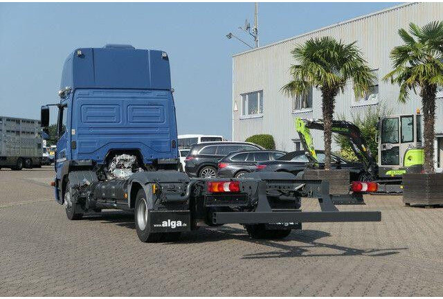 Mercedes-Benz 918 L Atego 4x2, Schlafliege, Klima,Nebenantrieb - Chassi lastbil: bild 5 Mercedes-Benz 918 L Atego 4x2, Schlafliege, Klima,Nebenantrieb - Chassi lastbil: bild 5