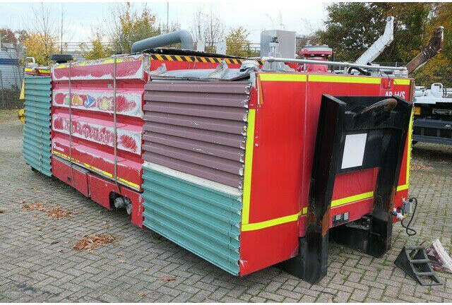 ROSENBAUER ROSENBAUER/Feuerwehr/Wasserwerfer - Släck/ Räddningsvagn: bild 4 ROSENBAUER ROSENBAUER/Feuerwehr/Wasserwerfer - Släck/ Räddningsvagn: bild 4