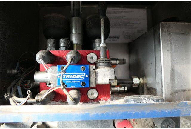 Schütte SAL35, Tiefbett 8,7m, 2x gelenkt, BPW - Låg lastare semitrailer: bild 4 Schütte SAL35, Tiefbett 8,7m, 2x gelenkt, BPW - Låg lastare semitrailer: bild 4