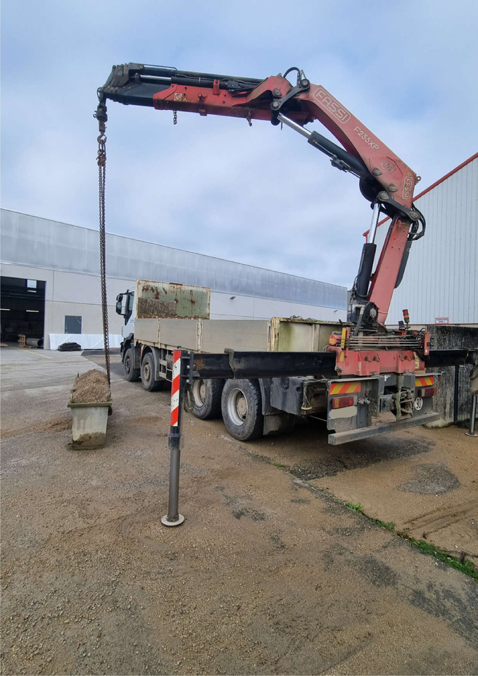 IVECO Trakker - Tippbil lastbil, Kranbil: bild 1 IVECO Trakker - Tippbil lastbil, Kranbil: bild 1