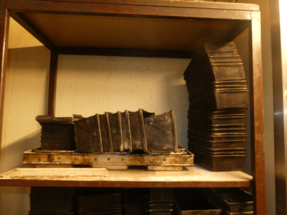 Chariot avec platines à pains - Bageriutrustning: bild 2 Chariot avec platines à pains - Bageriutrustning: bild 2