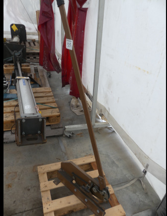 Cisaille à quincaillerie - Metallbearbetningsmaskin: bild 4 Cisaille à quincaillerie - Metallbearbetningsmaskin: bild 4