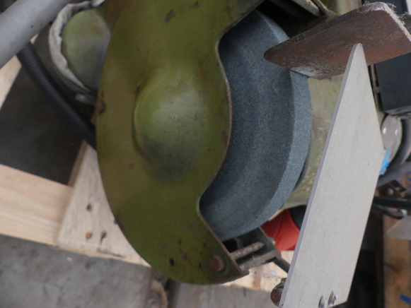 REF:D12 - Touret à meuler double tête - Metallbearbetningsmaskin: bild 3 REF:D12 - Touret à meuler double tête - Metallbearbetningsmaskin: bild 3