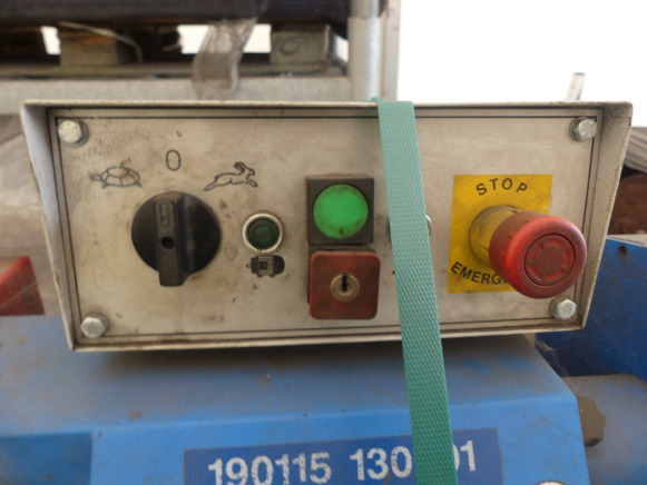 Touret à meuler double tête Aceti Machinne 108 - Metallbearbetningsmaskin: bild 5 Touret à meuler double tête Aceti Machinne 108 - Metallbearbetningsmaskin: bild 5