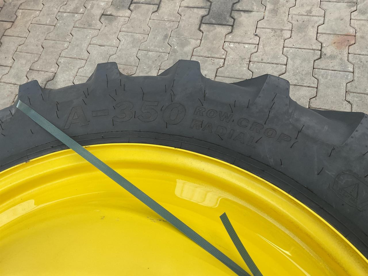Alliance 270/95R36 - Däck för Lantbruksmaskiner: bild 4 Alliance 270/95R36 - Däck för Lantbruksmaskiner: bild 4