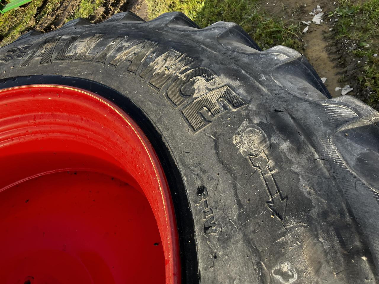 Alliance 520/85R46 VF - Däck för Lantbruksmaskiner: bild 3 Alliance 520/85R46 VF - Däck för Lantbruksmaskiner: bild 3