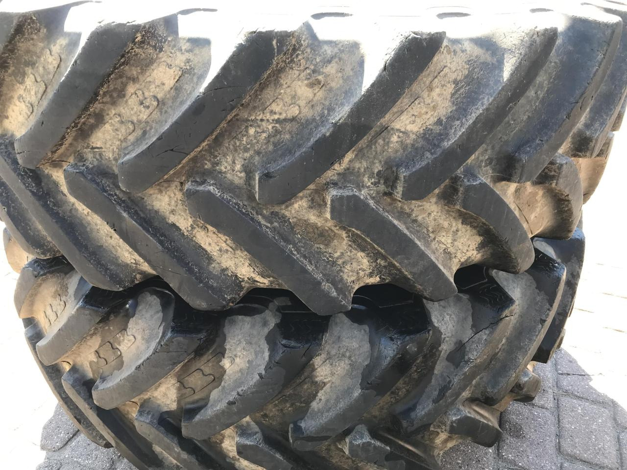 BKT 650/85R42 - Däck för Lantbruksmaskiner: bild 2 BKT 650/85R42 - Däck för Lantbruksmaskiner: bild 2