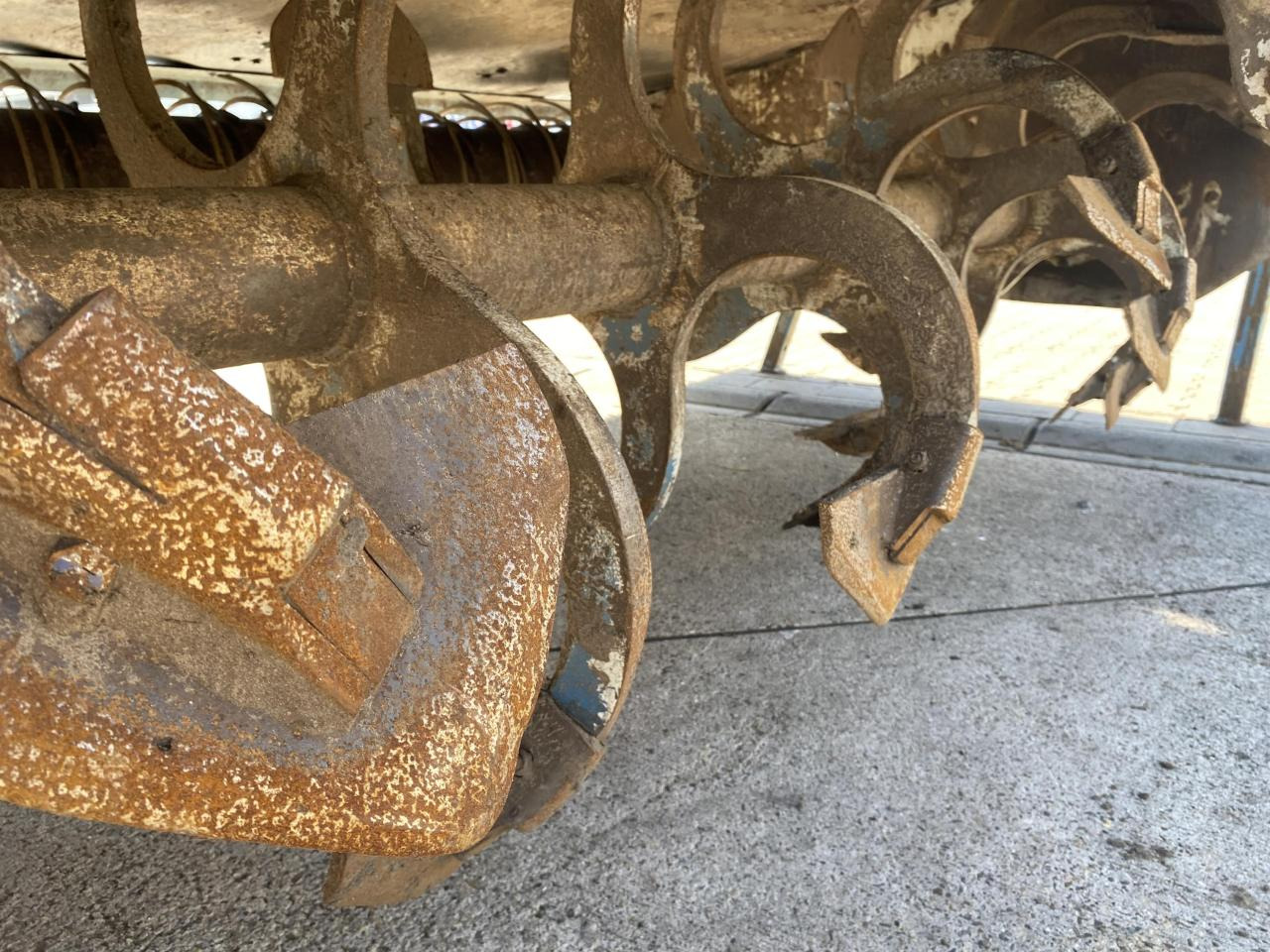 Imants SX 47 - Maskin för jordbearbetning: bild 4 Imants SX 47 - Maskin för jordbearbetning: bild 4