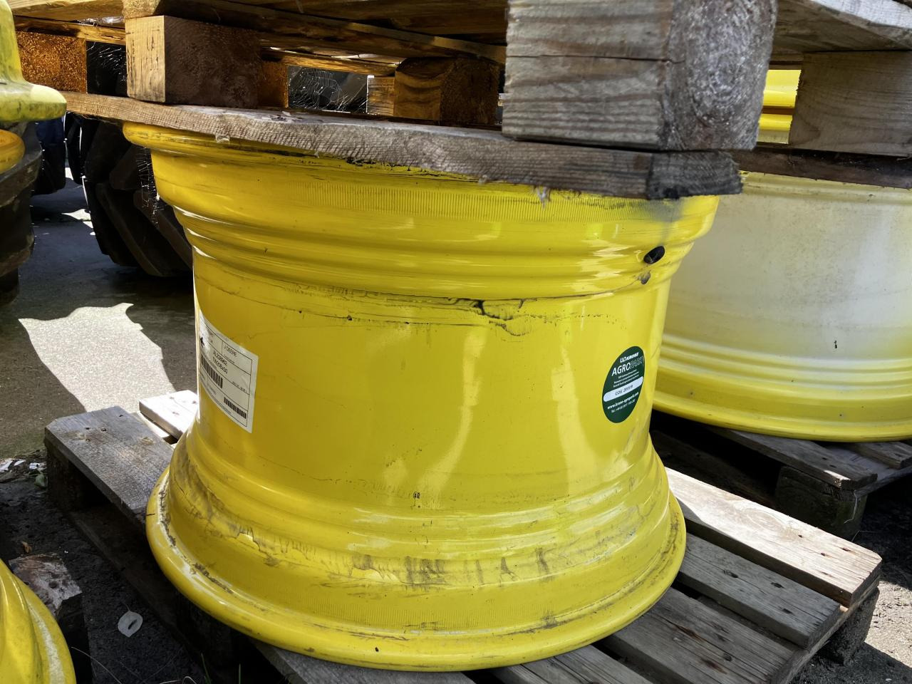 John Deere 20x30 - Däck för Lantbruksmaskiner: bild 4 John Deere 20x30 - Däck för Lantbruksmaskiner: bild 4