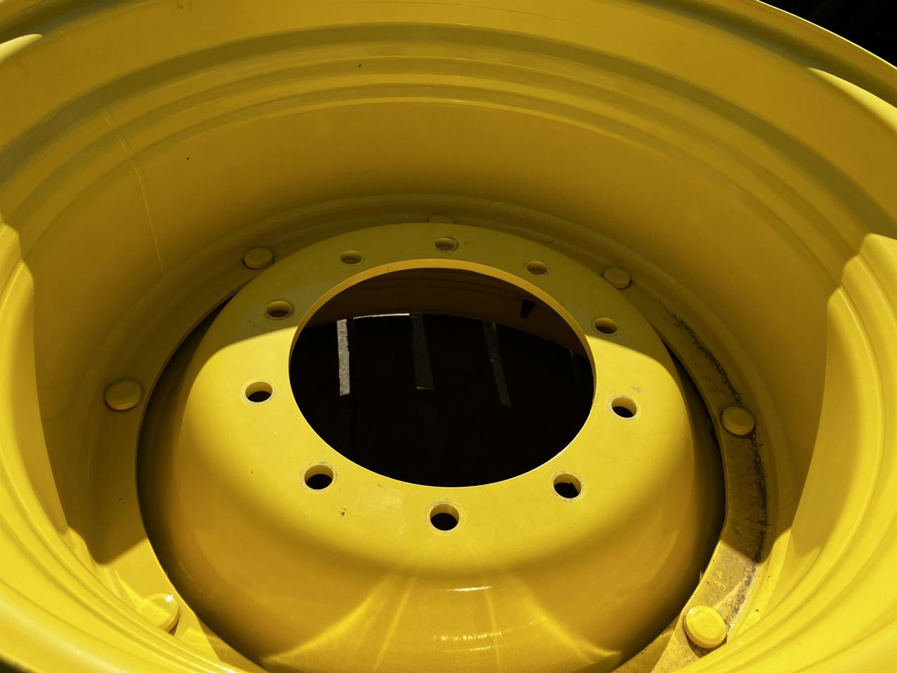 John Deere 20x30 - Däck för Lantbruksmaskiner: bild 2 John Deere 20x30 - Däck för Lantbruksmaskiner: bild 2