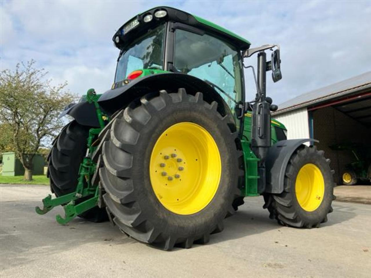 Traktor John Deere 6130R: bild 9 Traktor John Deere 6130R: bild 9