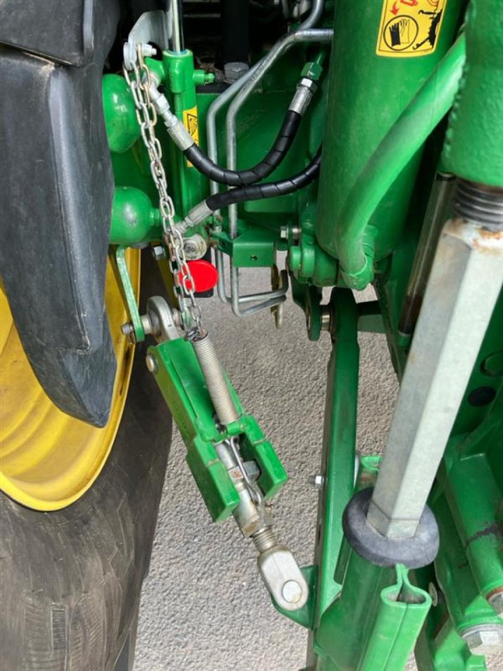 Traktor John Deere 6130R: bild 8 Traktor John Deere 6130R: bild 8
