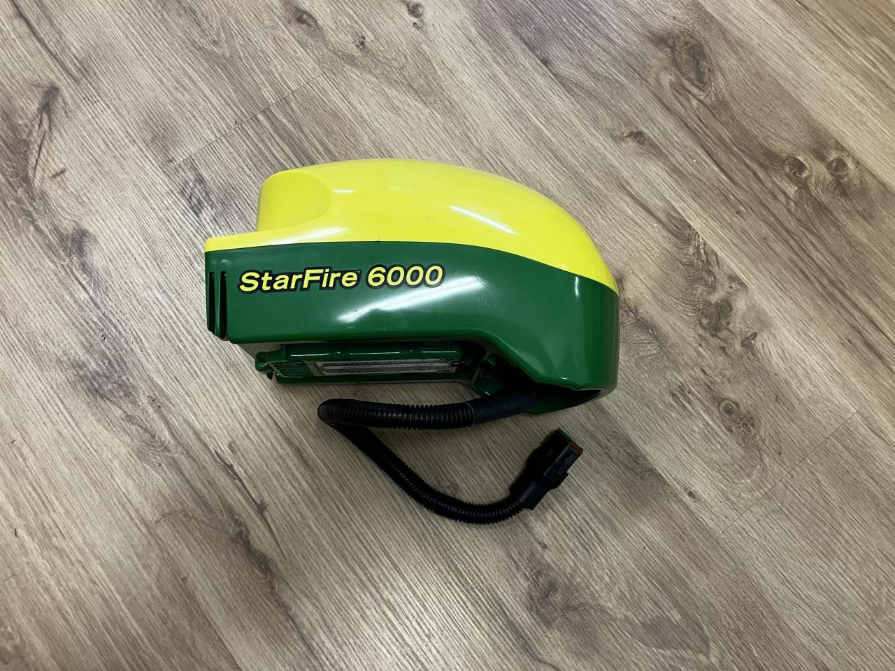 John Deere SF6000 SF3, M-RTK - Navigationssystem för Lantbruksmaskiner: bild 3 John Deere SF6000 SF3, M-RTK - Navigationssystem för Lantbruksmaskiner: bild 3